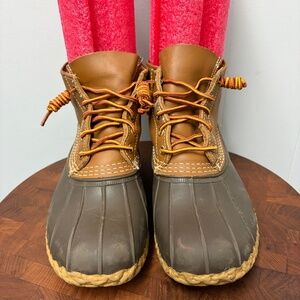 L.L. Bean Duck Bean Women"s Waterproof Top Leather Lace up Size 10.5